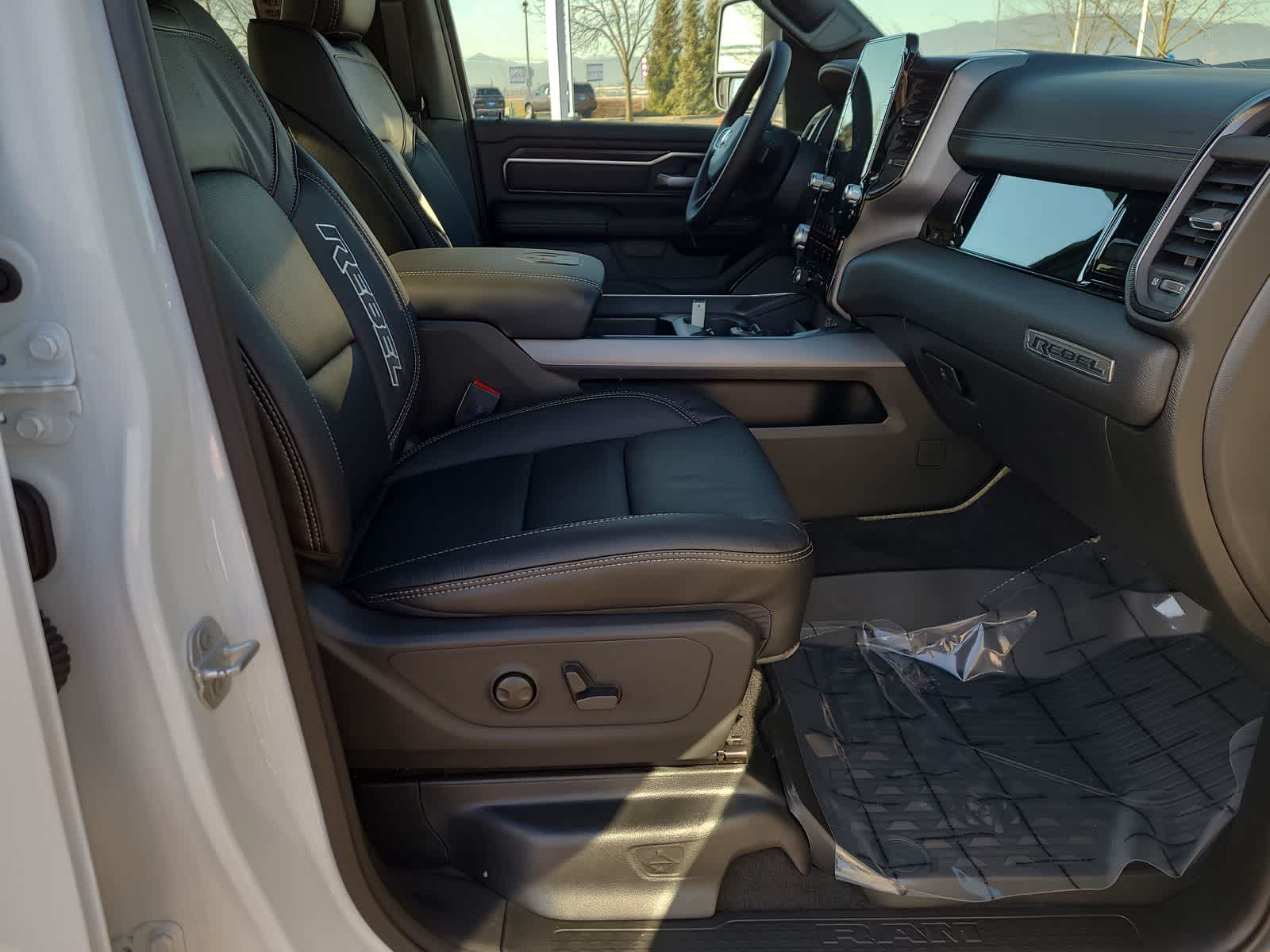 Thumbnail: 2026 RAM 1500 - 22