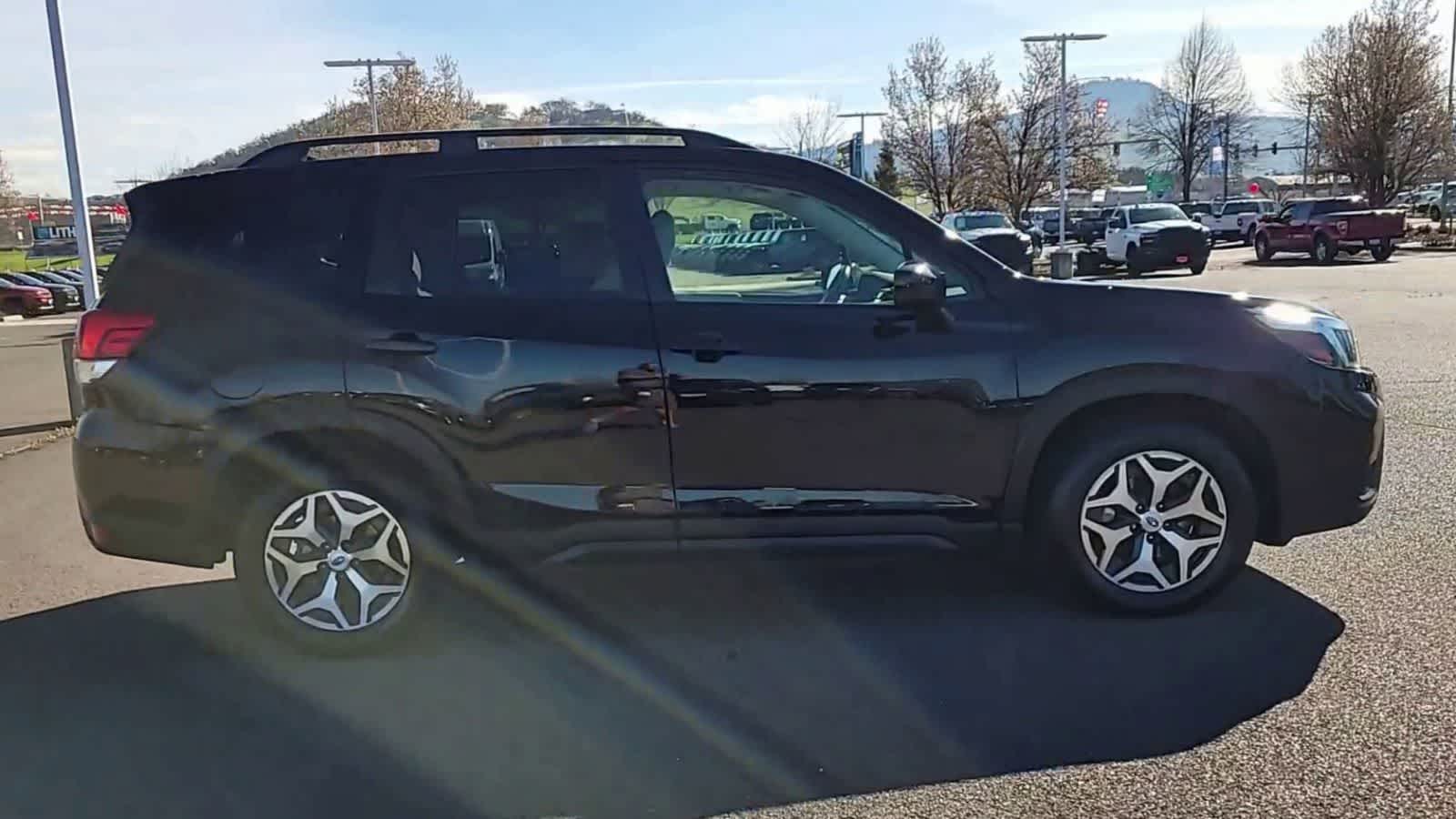 Thumbnail: 2020 Subaru Forester - 9