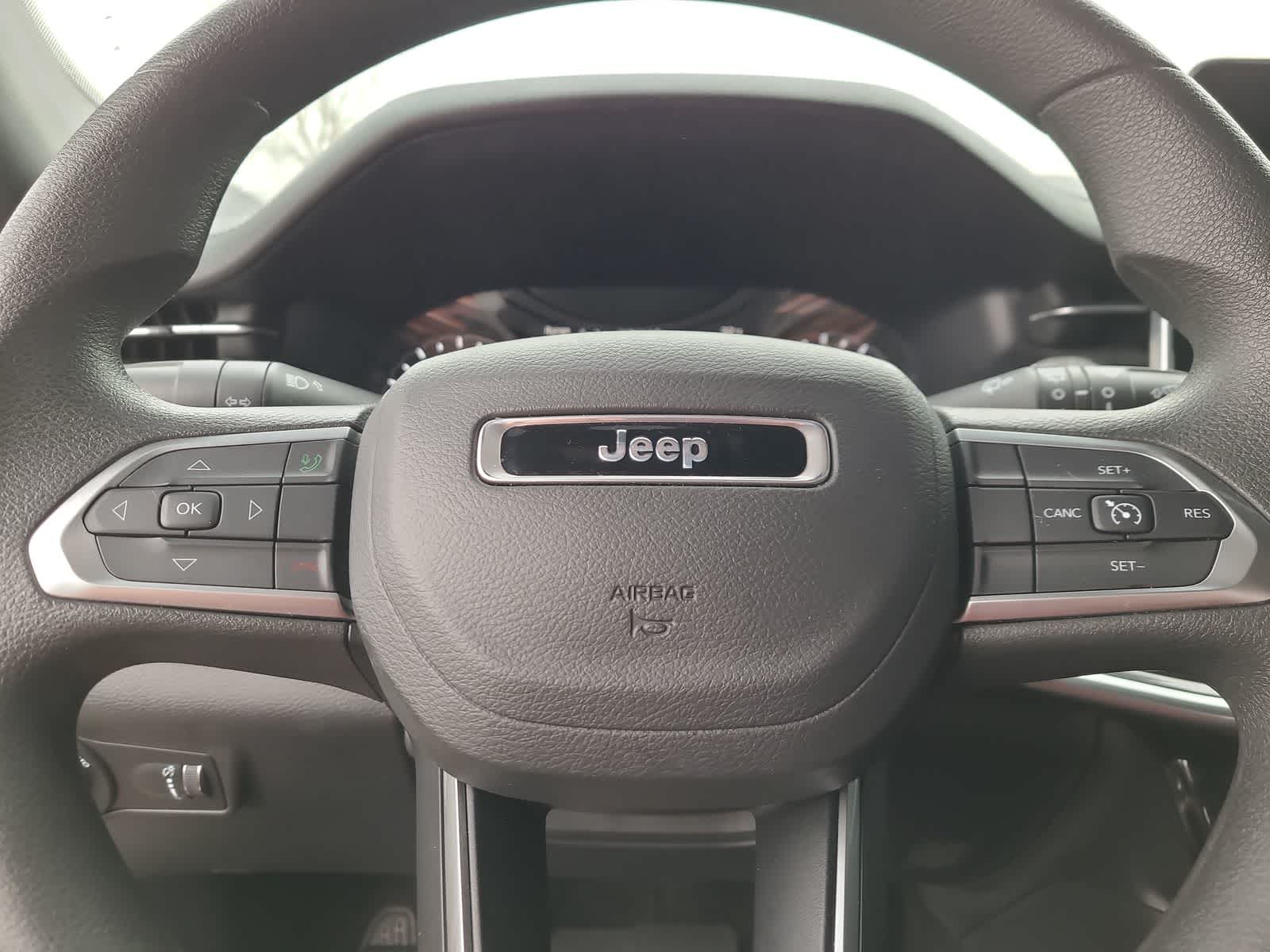 Thumbnail: 2025 Jeep Compass - 23