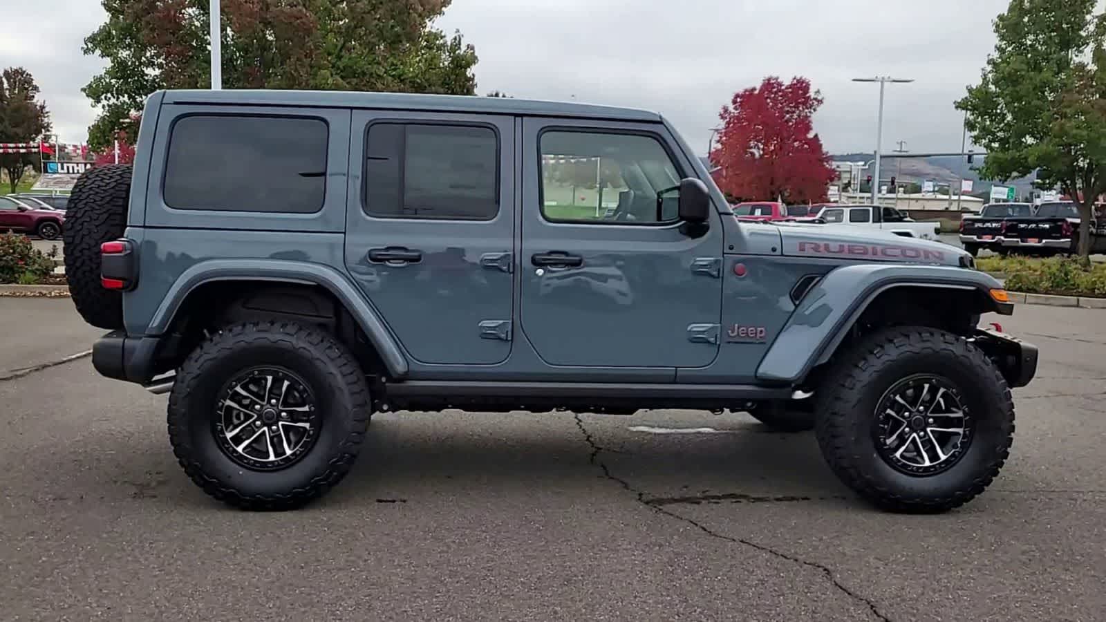 Thumbnail: 2025 Jeep Wrangler - 9
