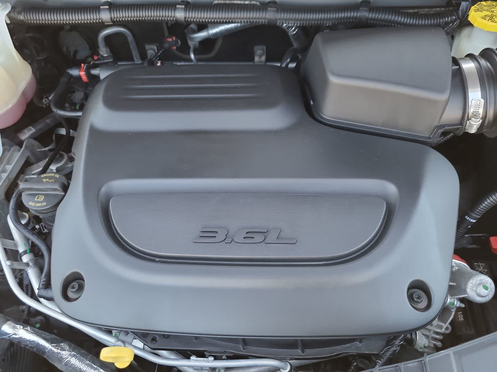 Thumbnail: 2023 Chrysler Pacifica - 17