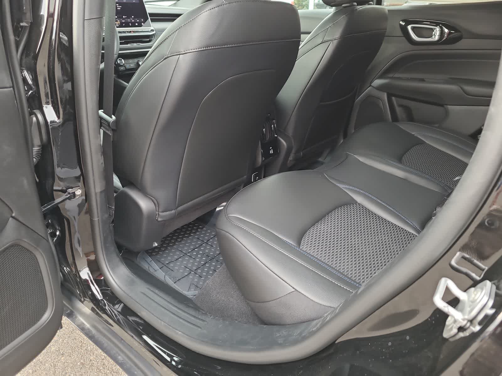 Thumbnail: 2026 Jeep Compass - 20