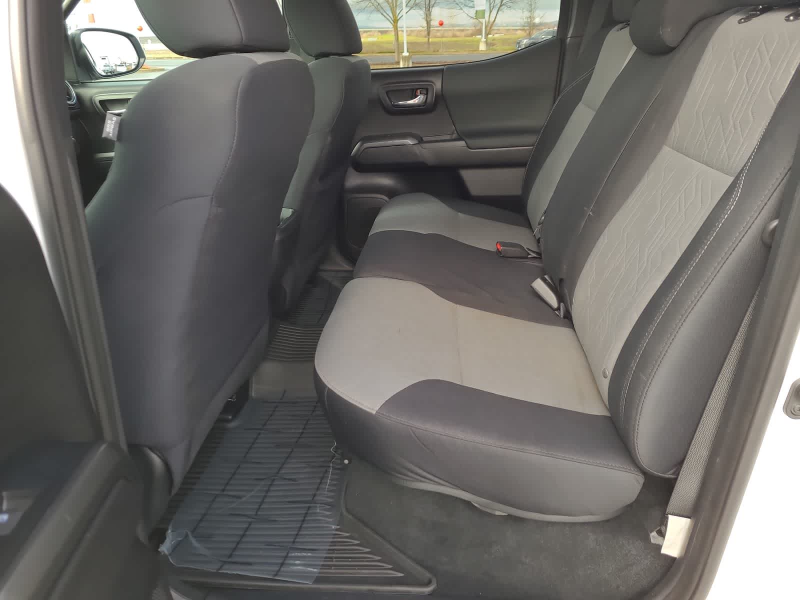 Thumbnail: 2020 Toyota Tacoma - 21