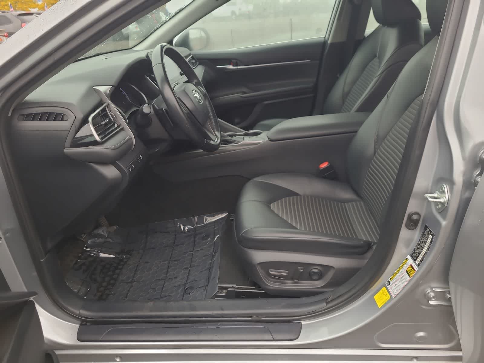 Thumbnail: 2022 Toyota Camry - 19