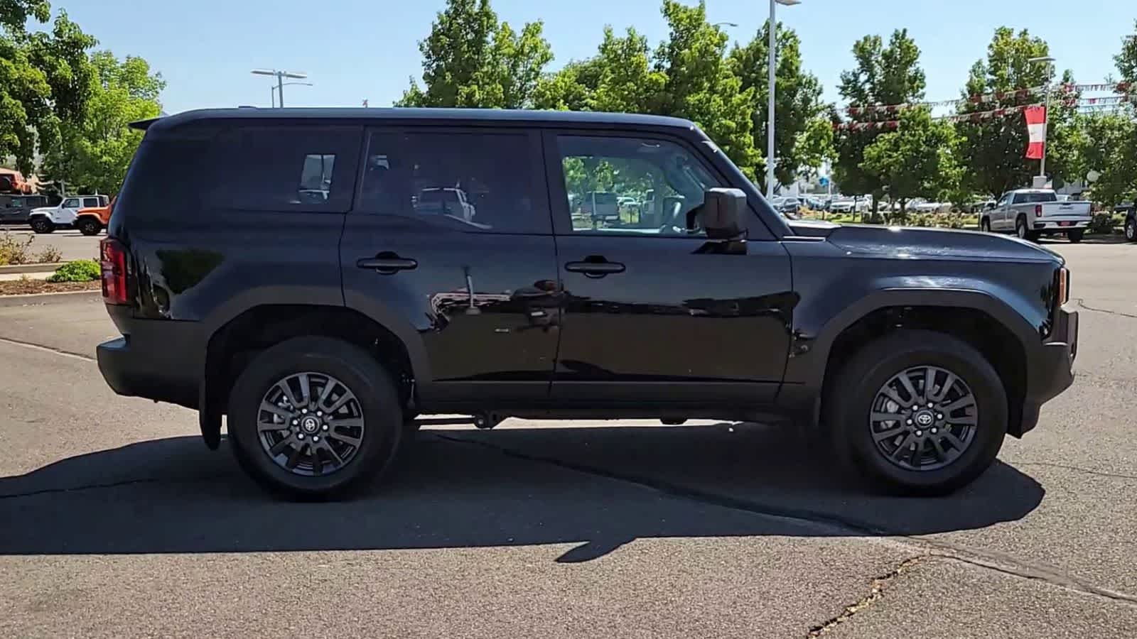 Thumbnail: 2025 Toyota Land Cruiser - 9
