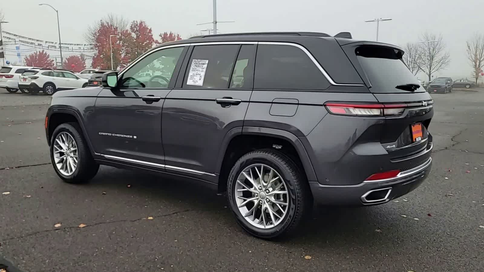 Thumbnail: 2025 Jeep Grand Cherokee - 6