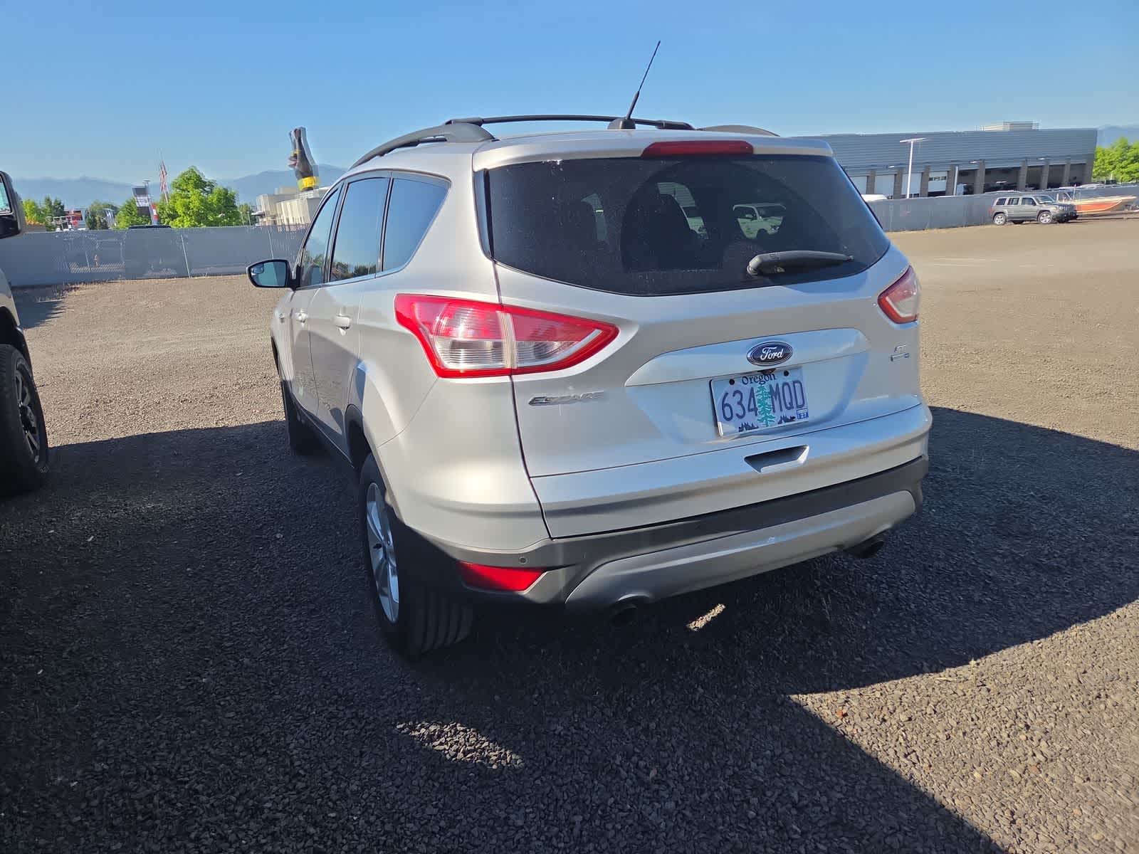 Thumbnail: 2016 Ford Escape - 3