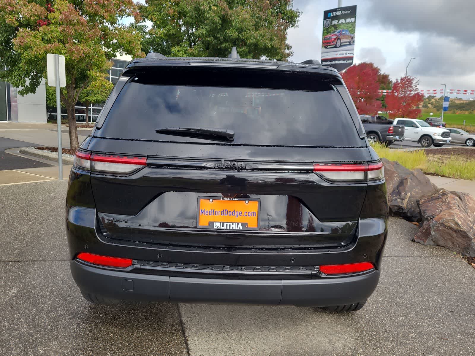 Thumbnail: 2025 Jeep Grand Cherokee - 13