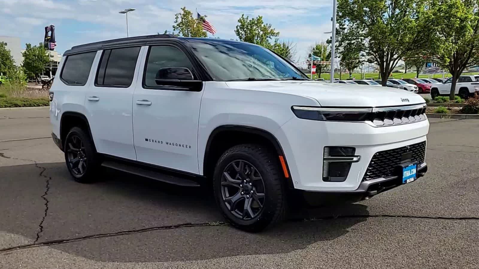 Thumbnail: 2026 Jeep Grand Wagoneer - 2