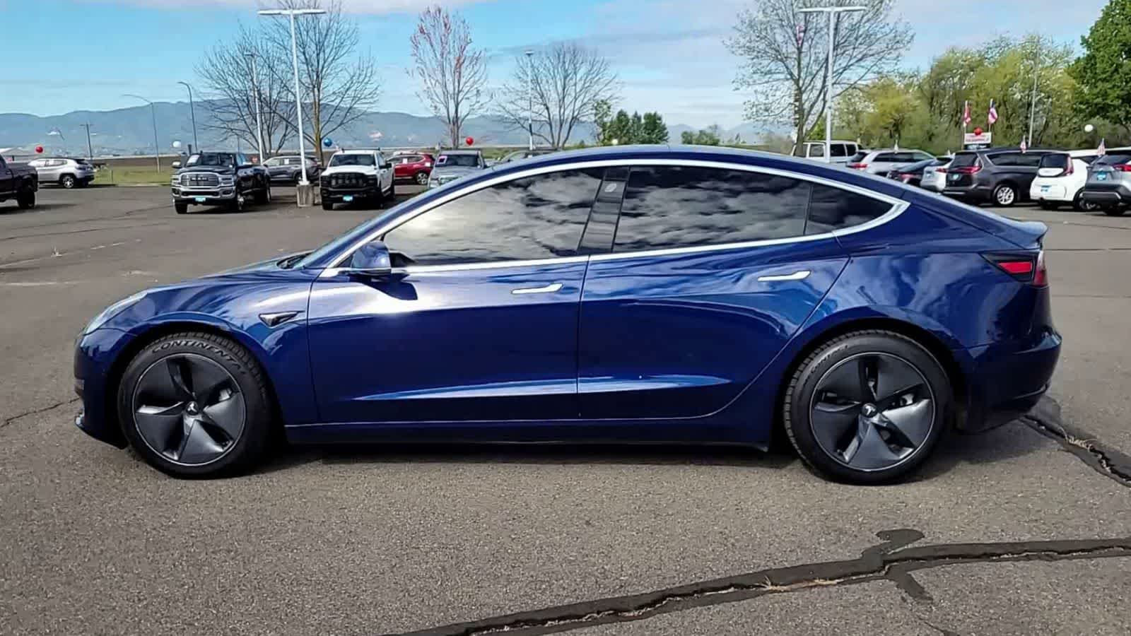 Thumbnail: 2018 Tesla Model 3 - 5