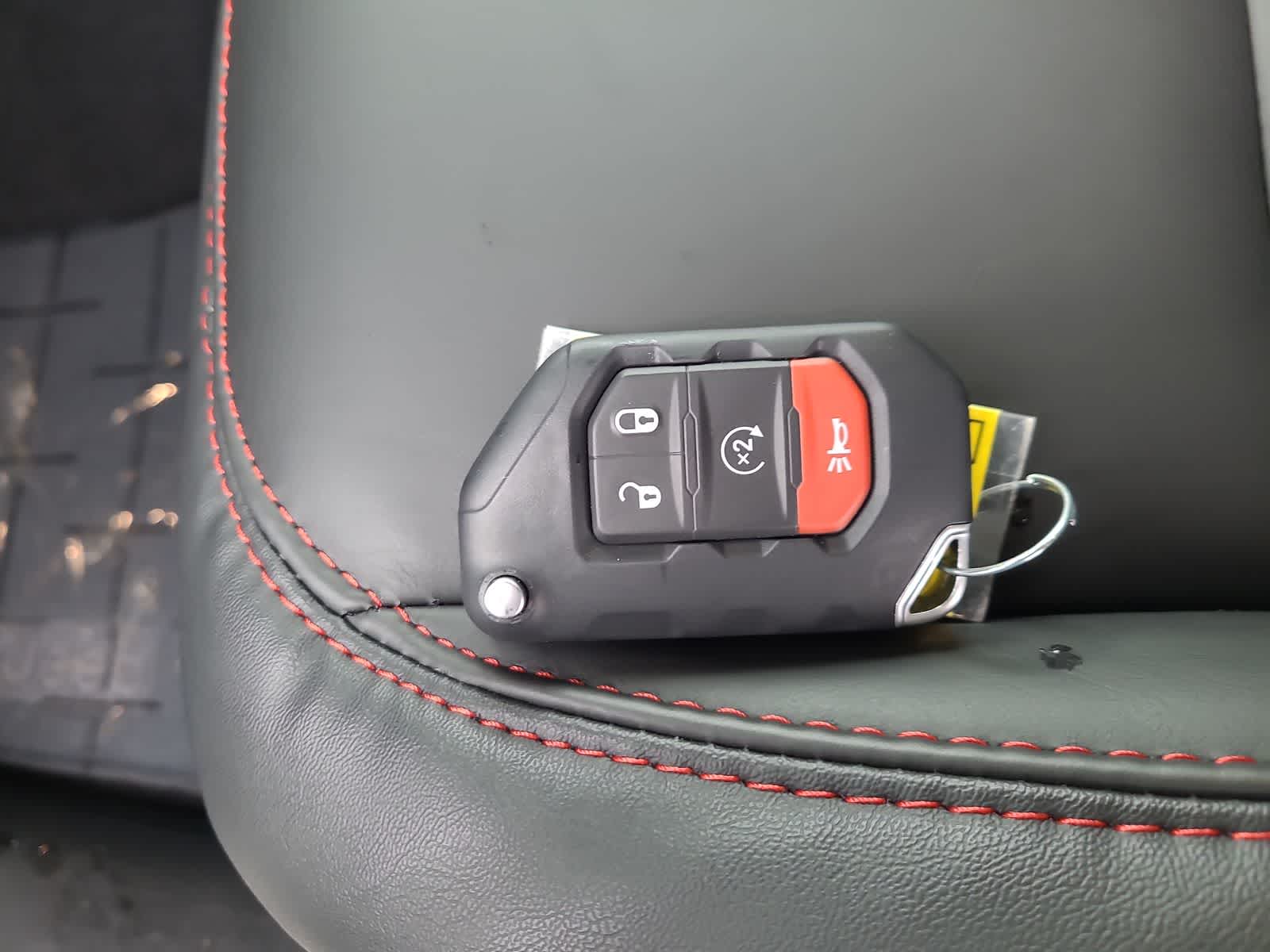 Thumbnail: 2026 Jeep Wrangler - 28