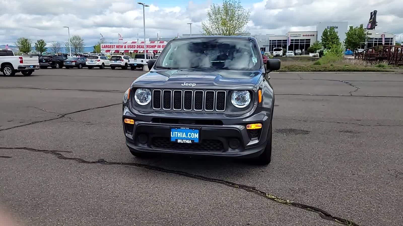 Thumbnail: 2023 Jeep Renegade - 3