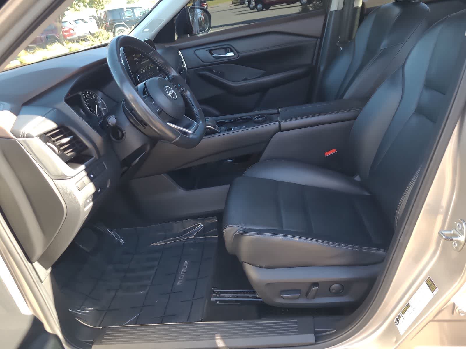 Thumbnail: 2022 Nissan Rogue - 19