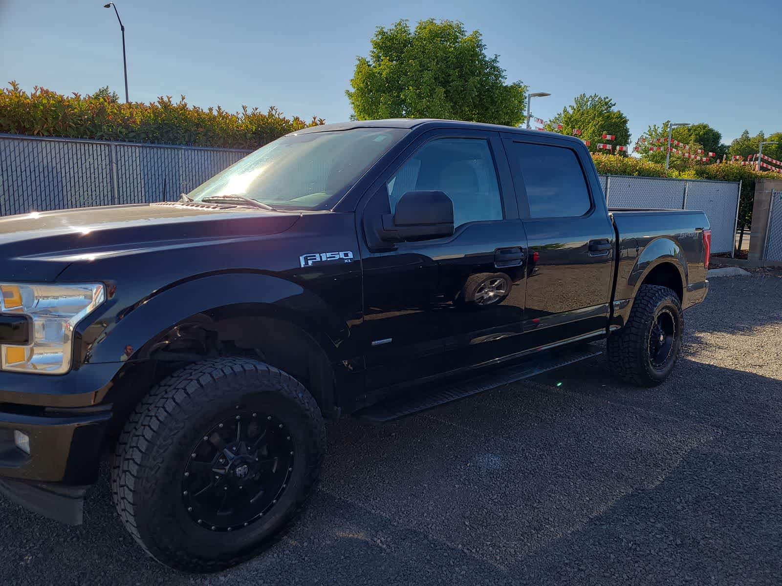 Thumbnail: 2017 Ford F-150 - 2