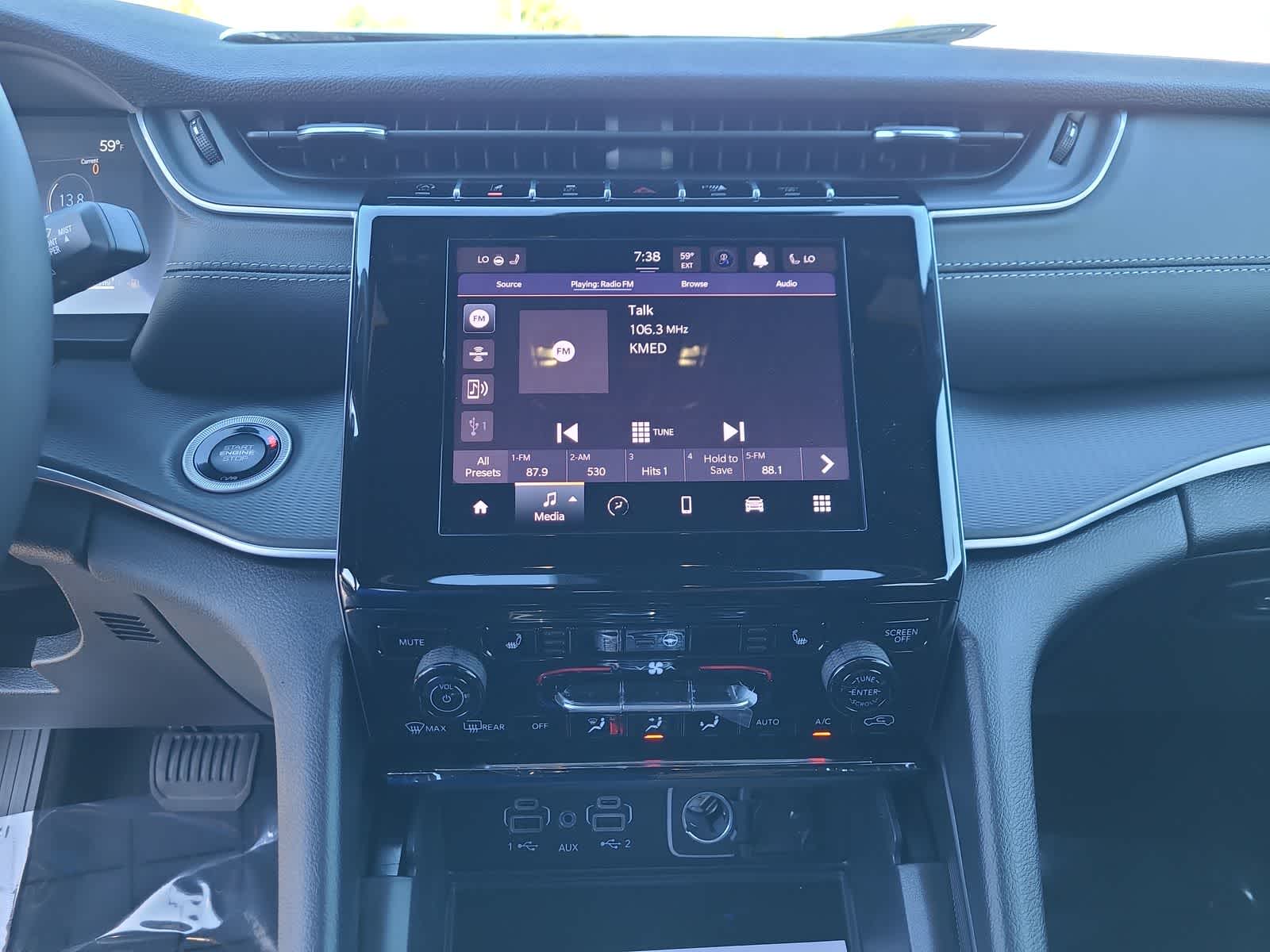 Thumbnail: 2025 Jeep Grand Cherokee - 24