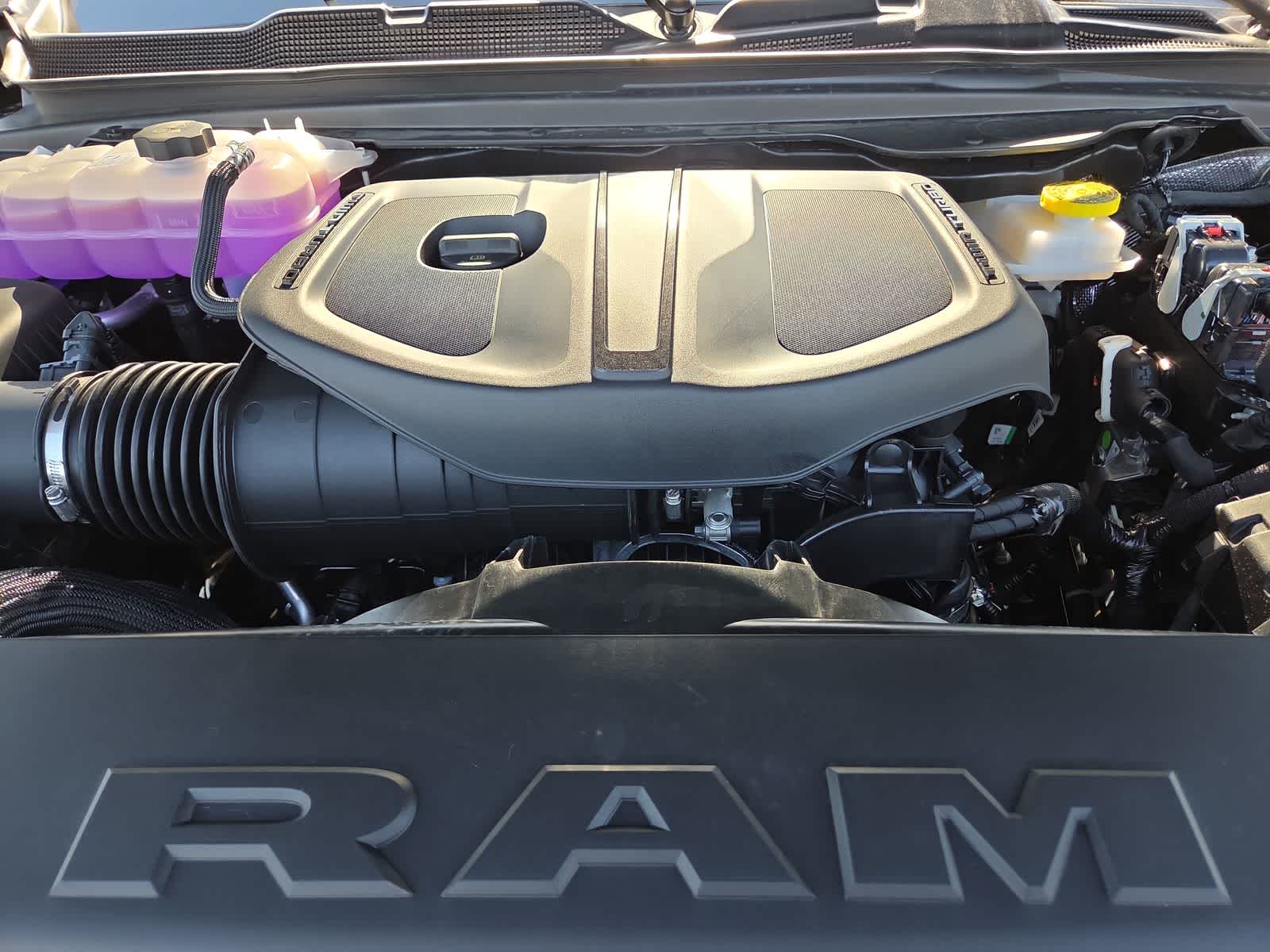 Thumbnail: 2026 RAM 1500 - 17