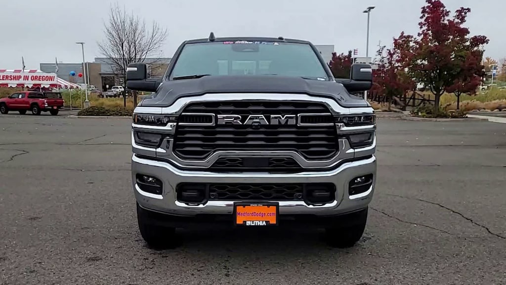 New 2026 Ram 2500 TRADESMAN CREW CAB 4X4 6'4 BOX Pickup