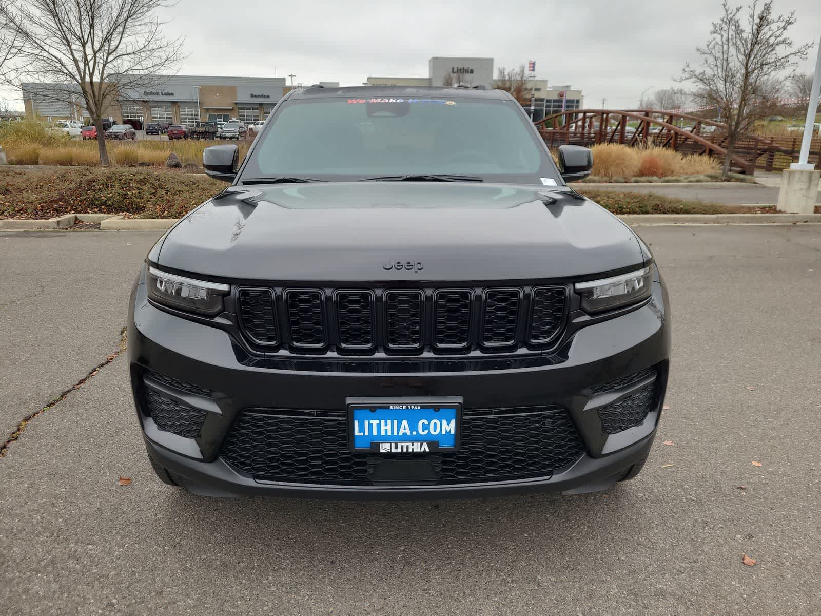 Thumbnail: 2025 Jeep Grand Cherokee - 14