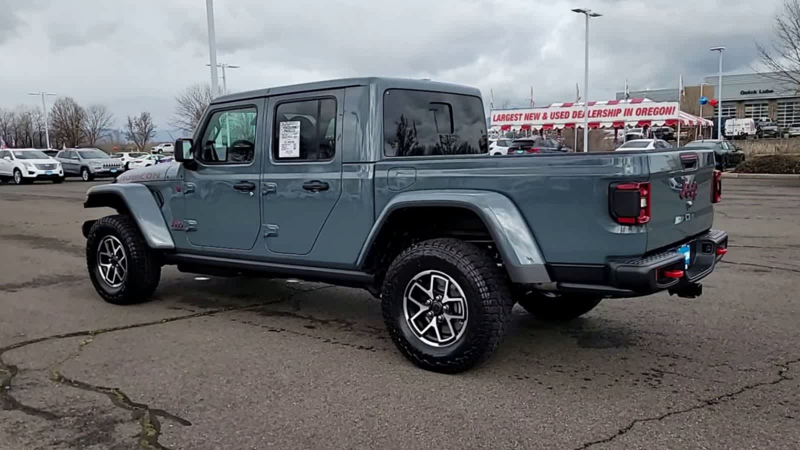 Thumbnail: 2026 Jeep Gladiator - 6