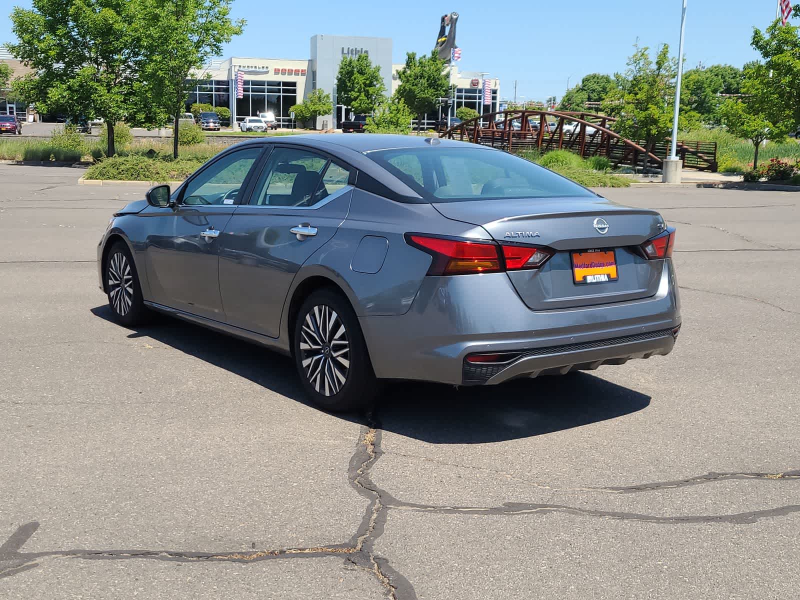 2023 Nissan Altima SV 12