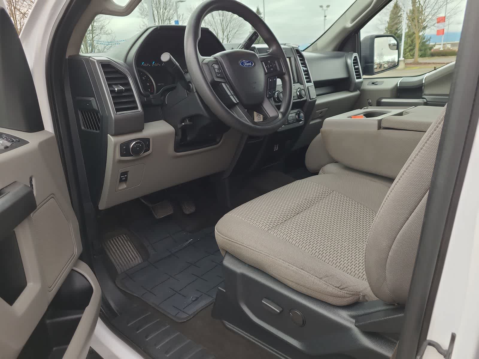 2020 Ford F-150 XLT - Photo 10