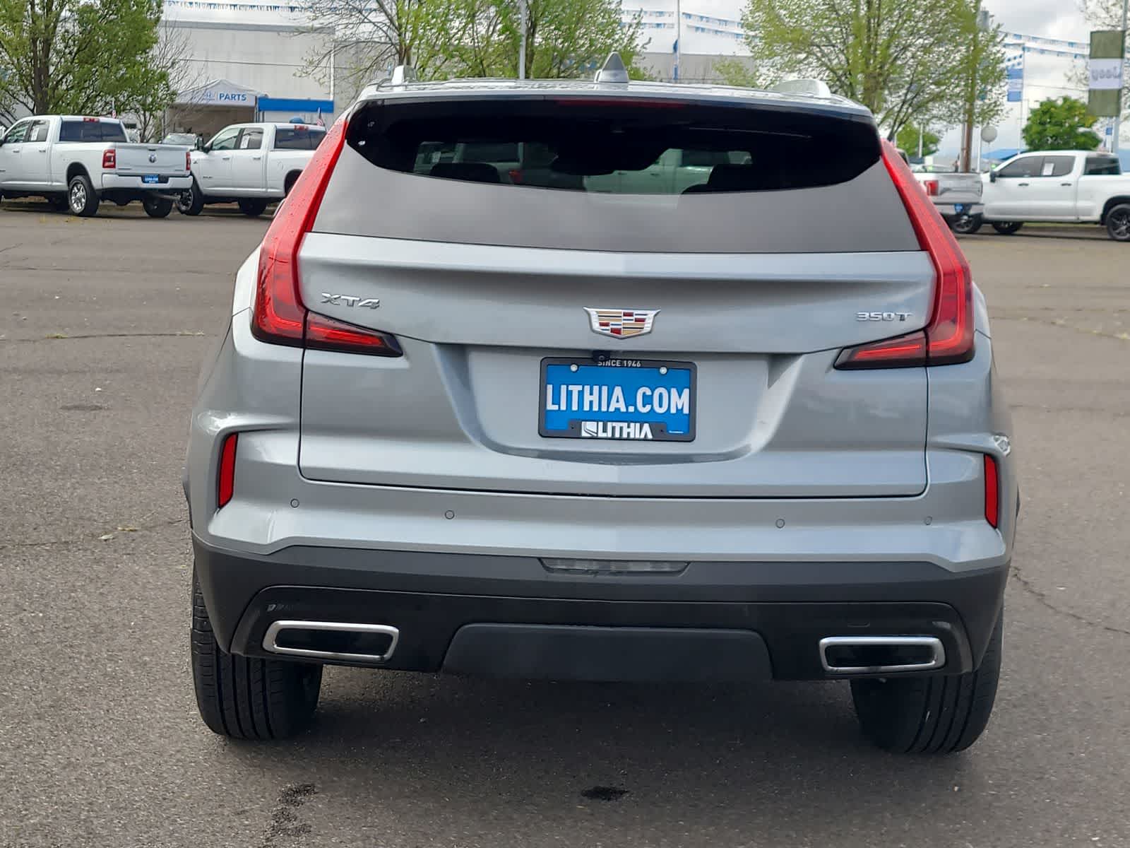 Thumbnail: 2024 Cadillac XT4 - 13