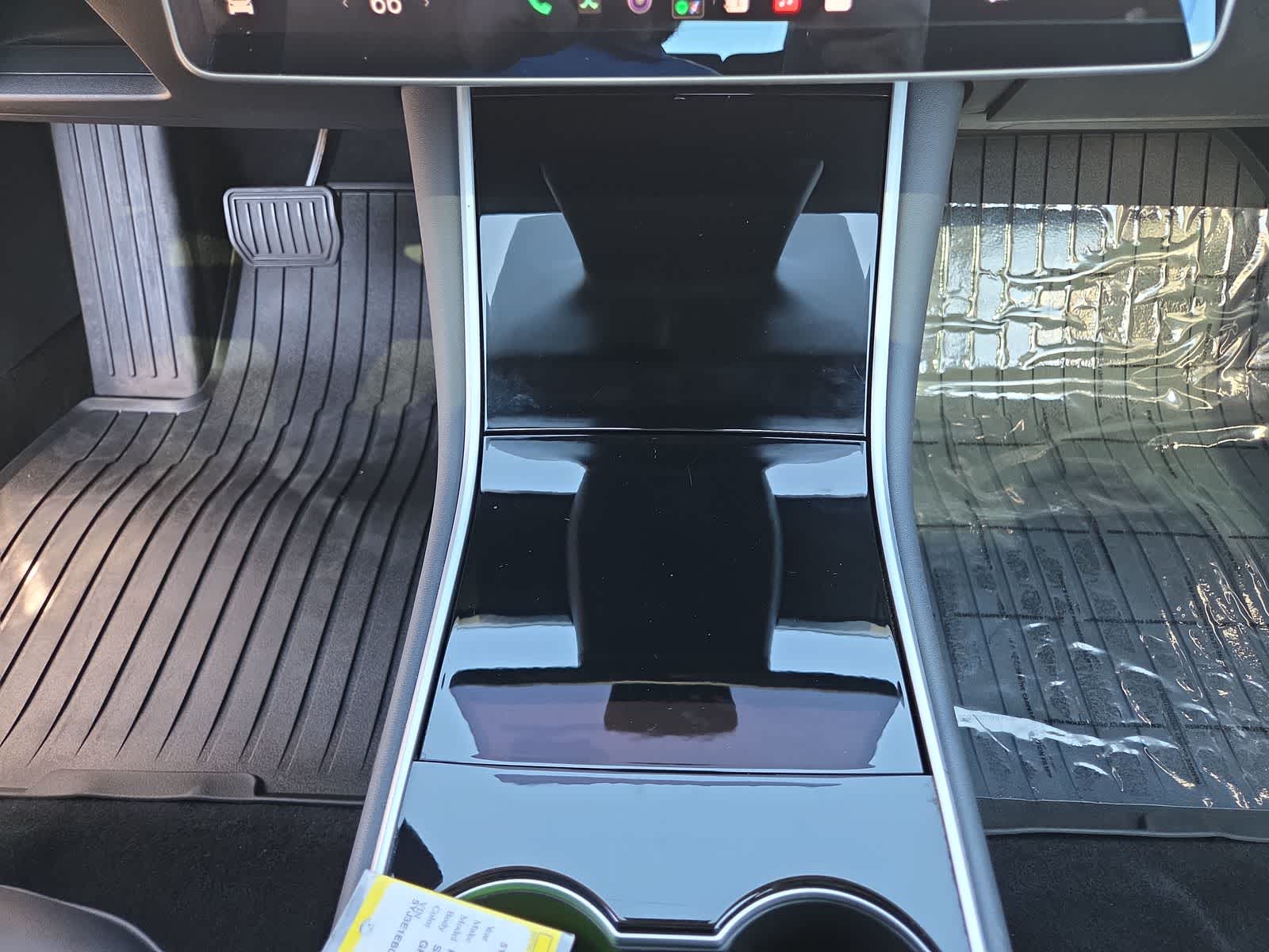 Thumbnail: 2019 Tesla Model 3 - 24
