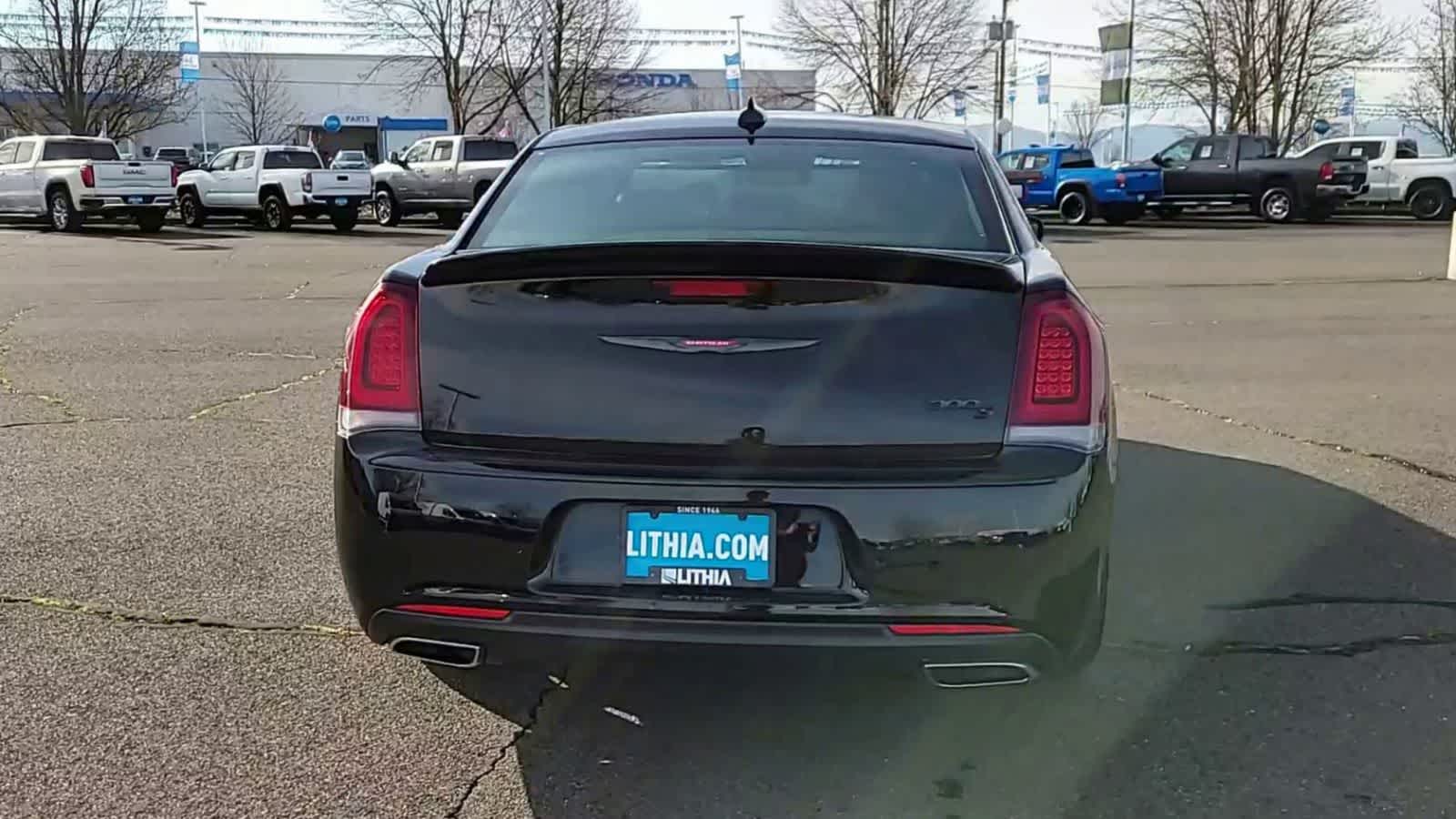 Thumbnail: 2022 Chrysler 300 - 7