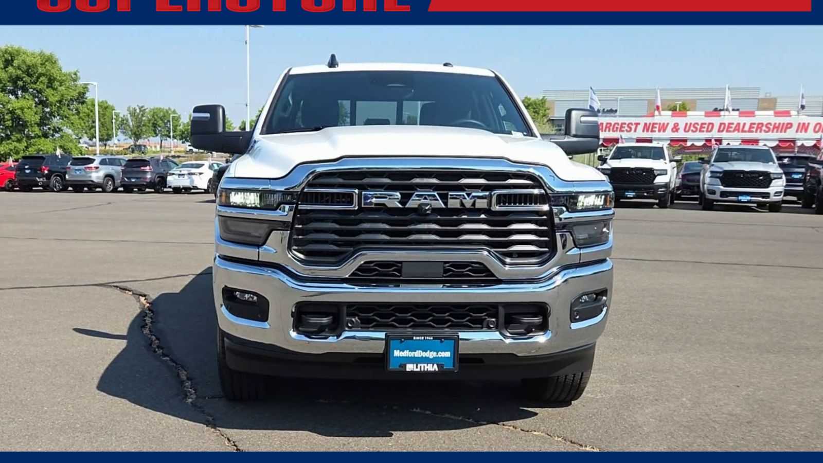 New 2026 Ram 2500 TRADESMAN CREW CAB 4X4 8' BOX Pickup