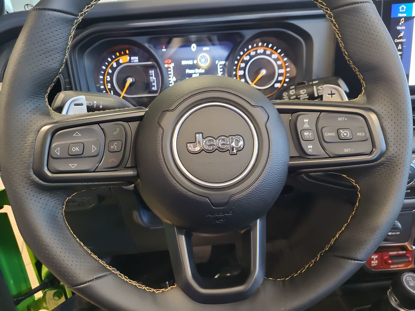 Thumbnail: 2025 Jeep Wrangler - 23