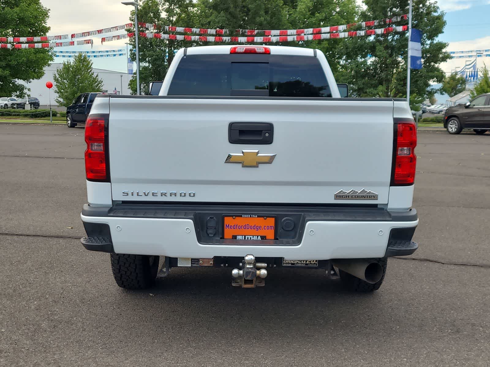 Thumbnail: 2015 Chevrolet Silverado 3500 - 13