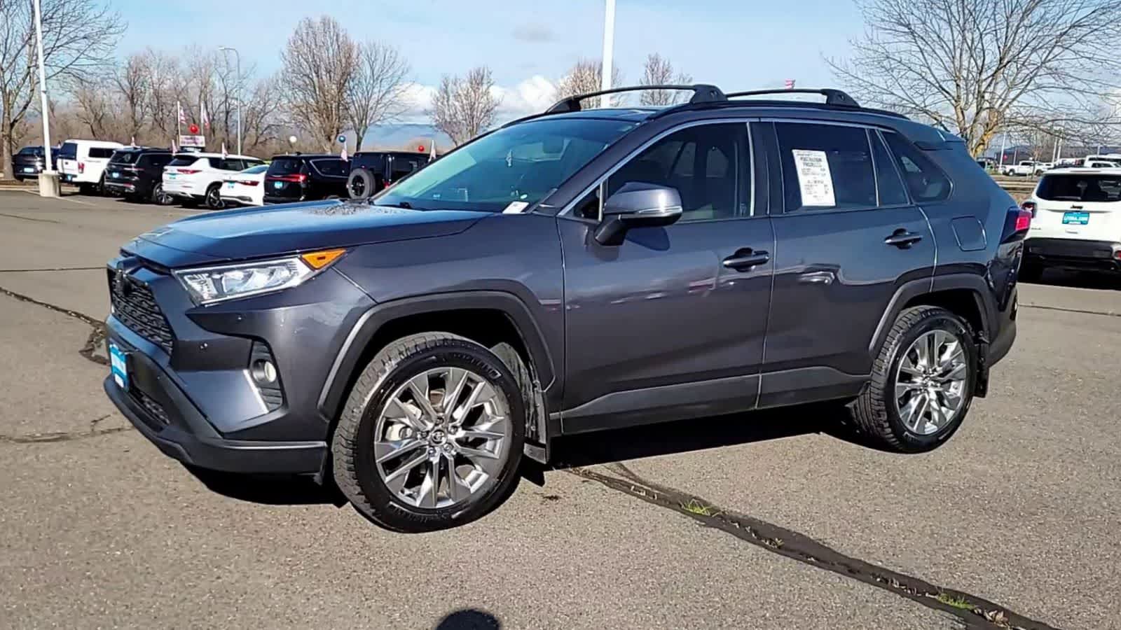 Thumbnail: 2019 Toyota RAV4 - 4