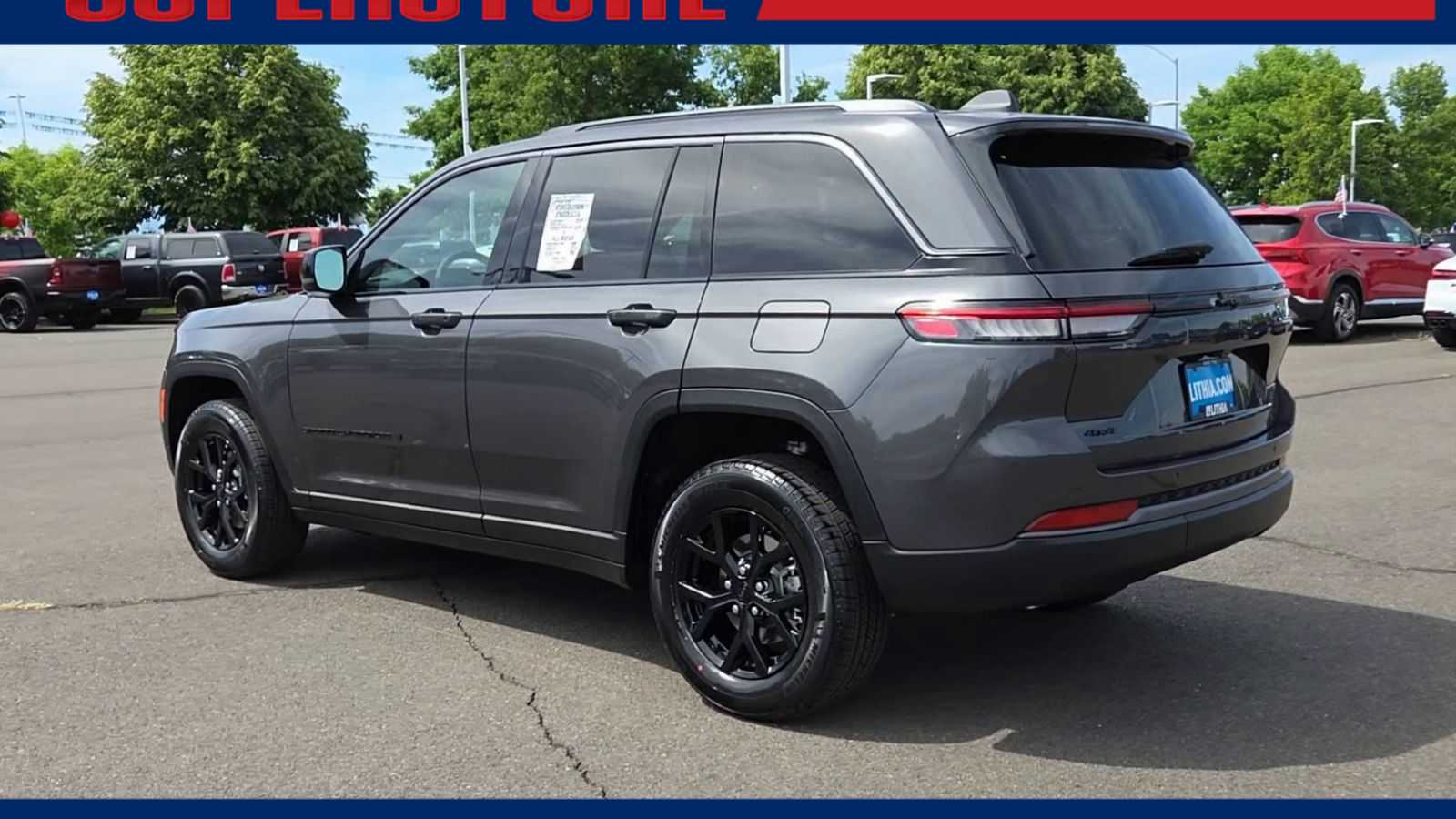 Thumbnail: 2026 Jeep Grand Cherokee - 6