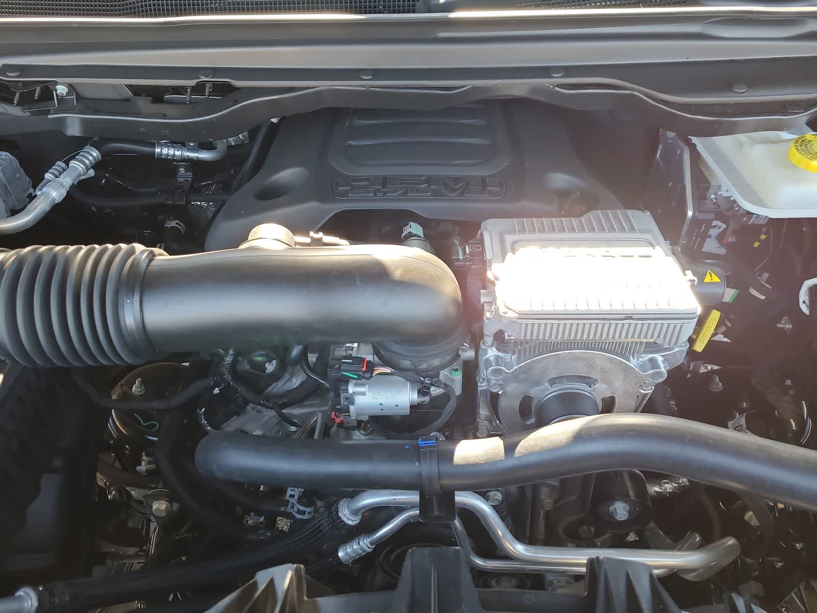 Thumbnail: 2026 RAM 1500 - 17