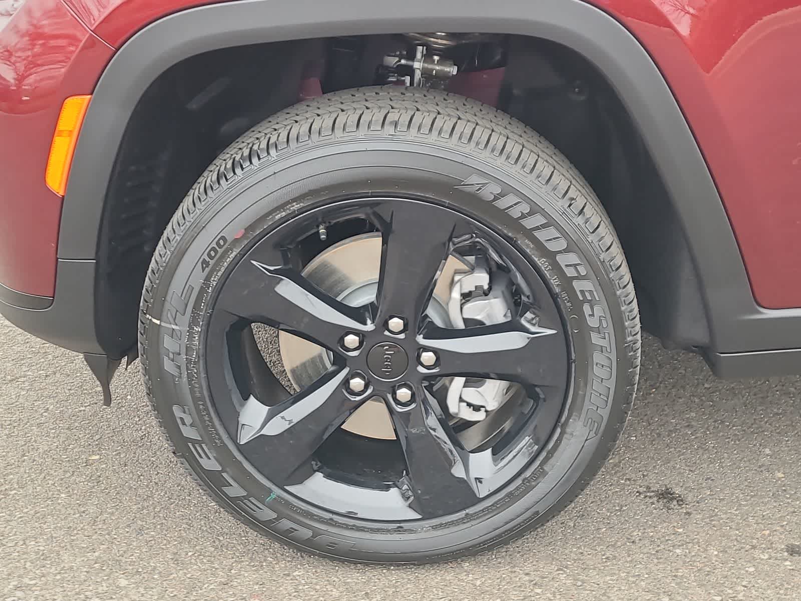 Thumbnail: 2025 Jeep Grand Cherokee - 16