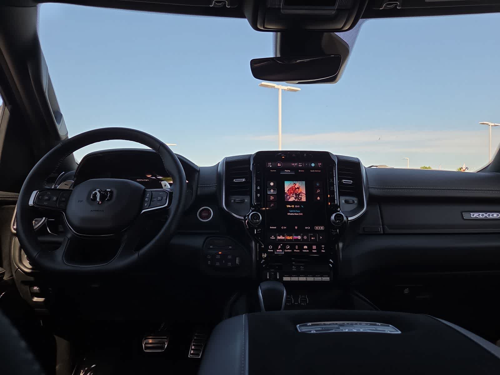 Thumbnail: 2026 RAM 1500 - 18