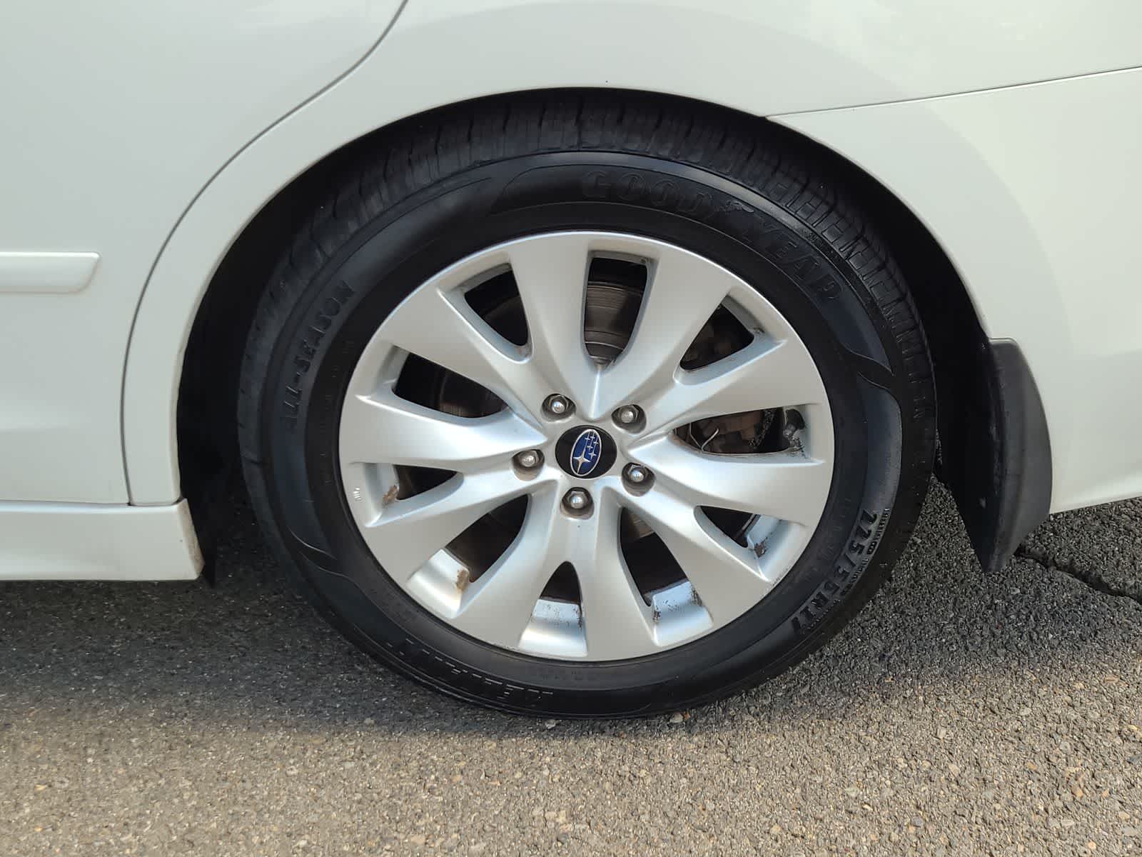 Thumbnail: 2015 Subaru Legacy - 16