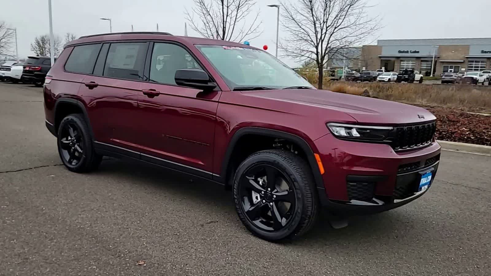 Thumbnail: 2025 Jeep Grand Cherokee - 2