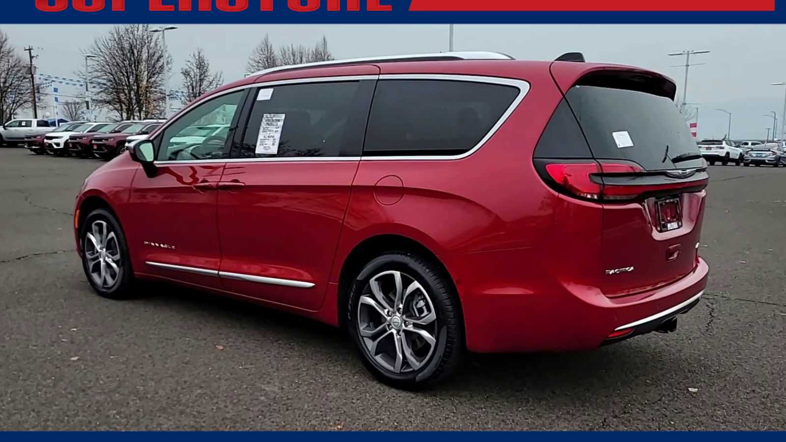 Thumbnail: 2026 Chrysler Pacifica - 6