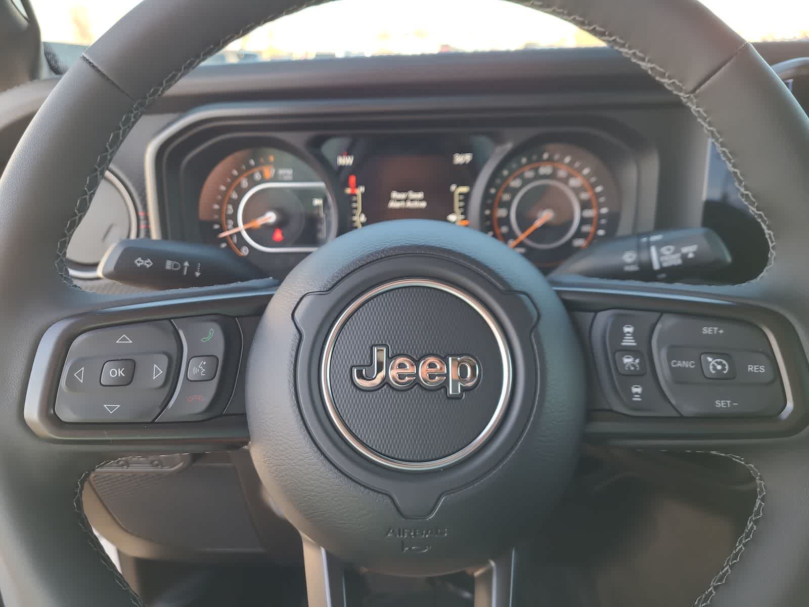 Thumbnail: 2026 Jeep Gladiator - 23