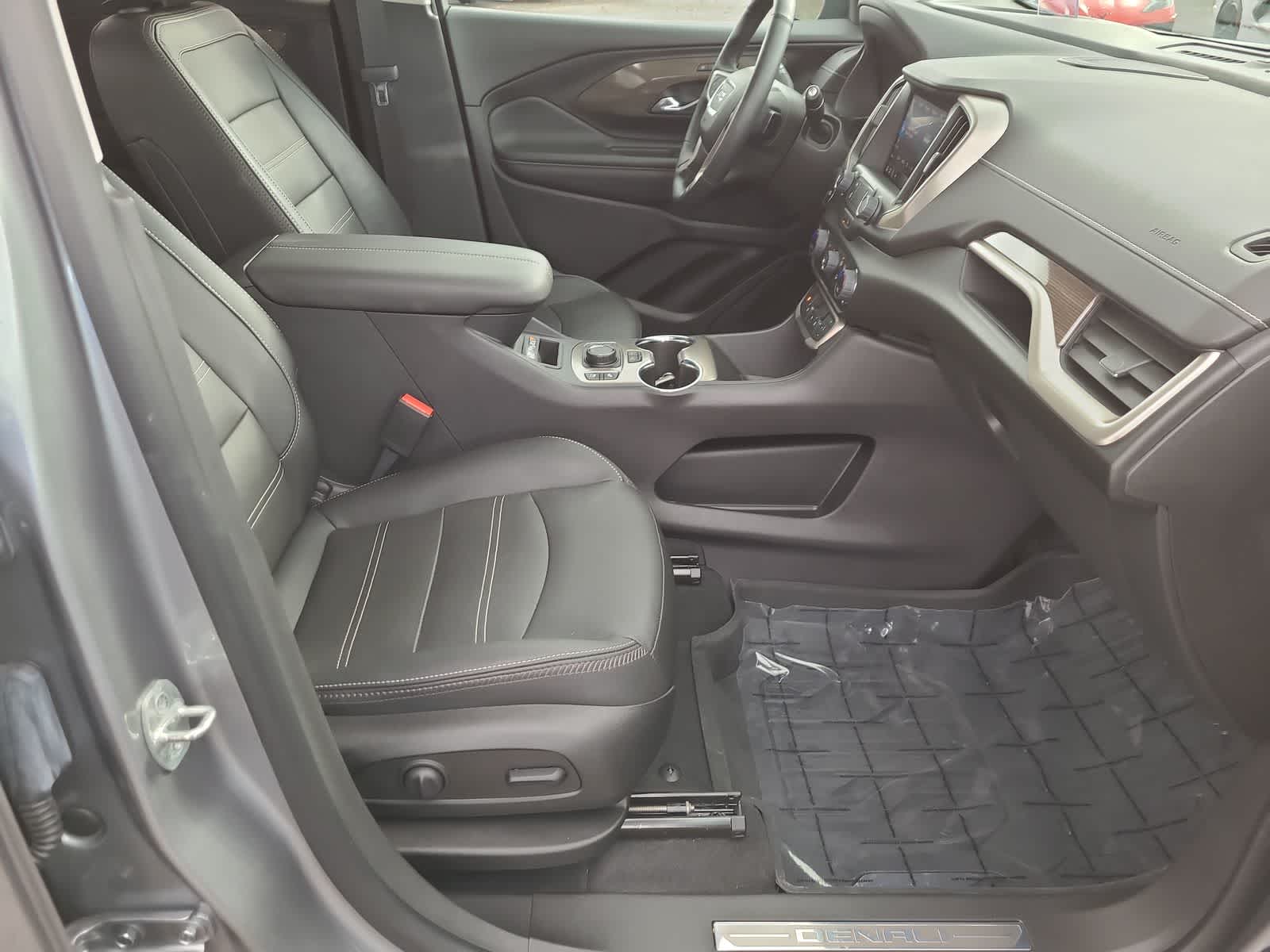 Thumbnail: 2023 GMC Terrain - 22