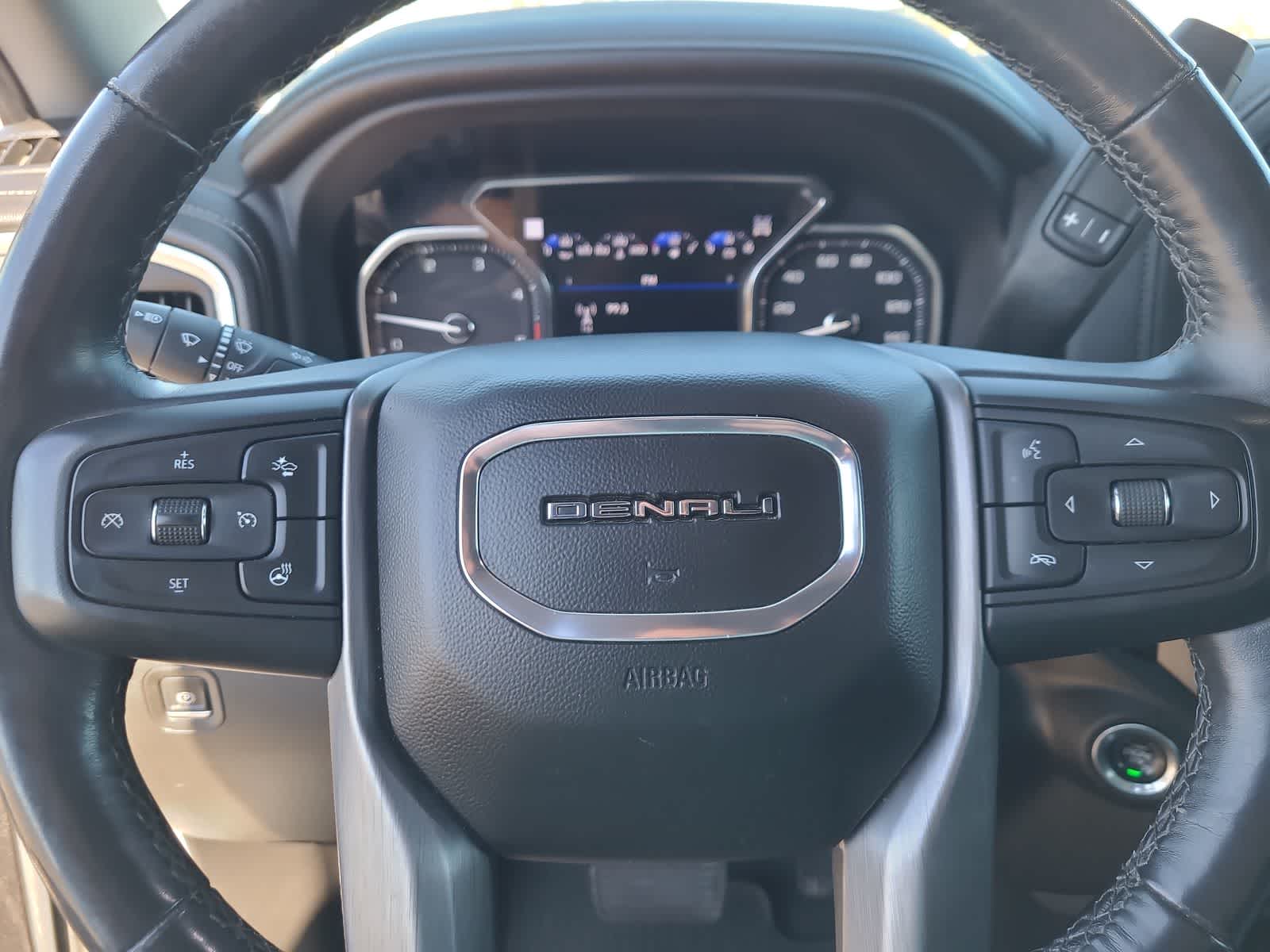 Thumbnail: 2022 GMC Sierra 3500 - 23