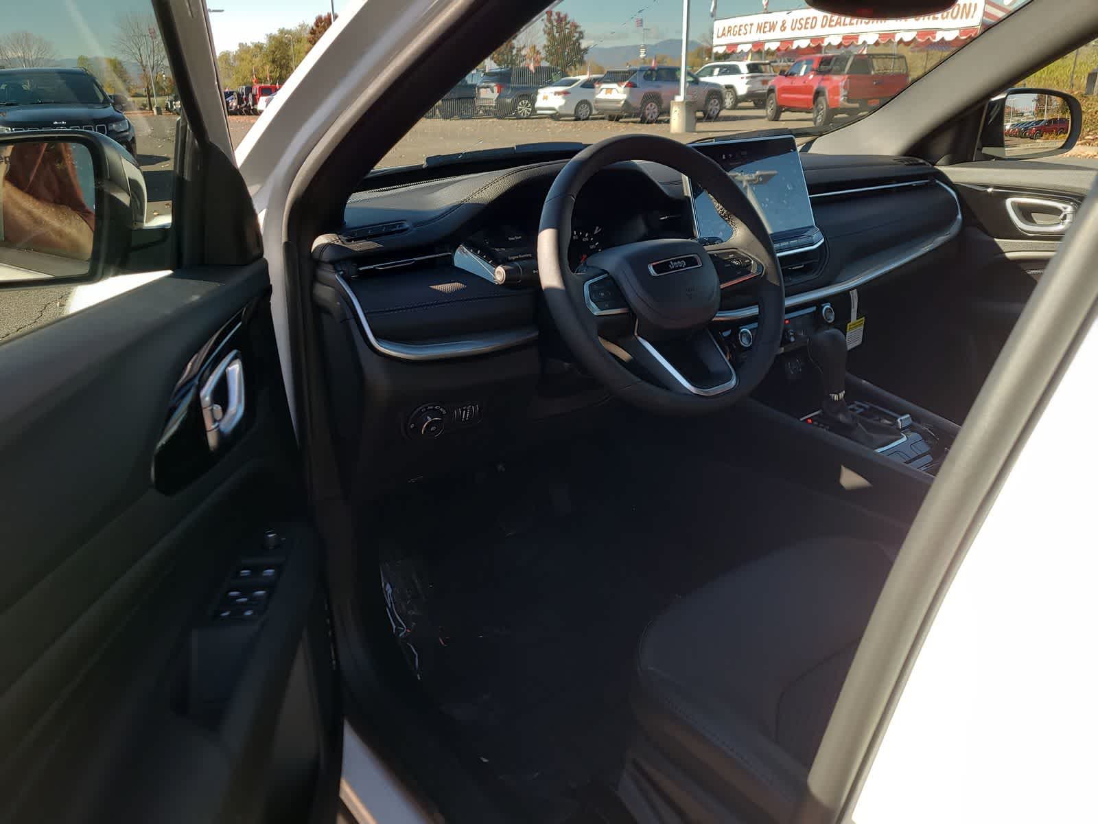 Thumbnail: 2026 Jeep Compass - 10