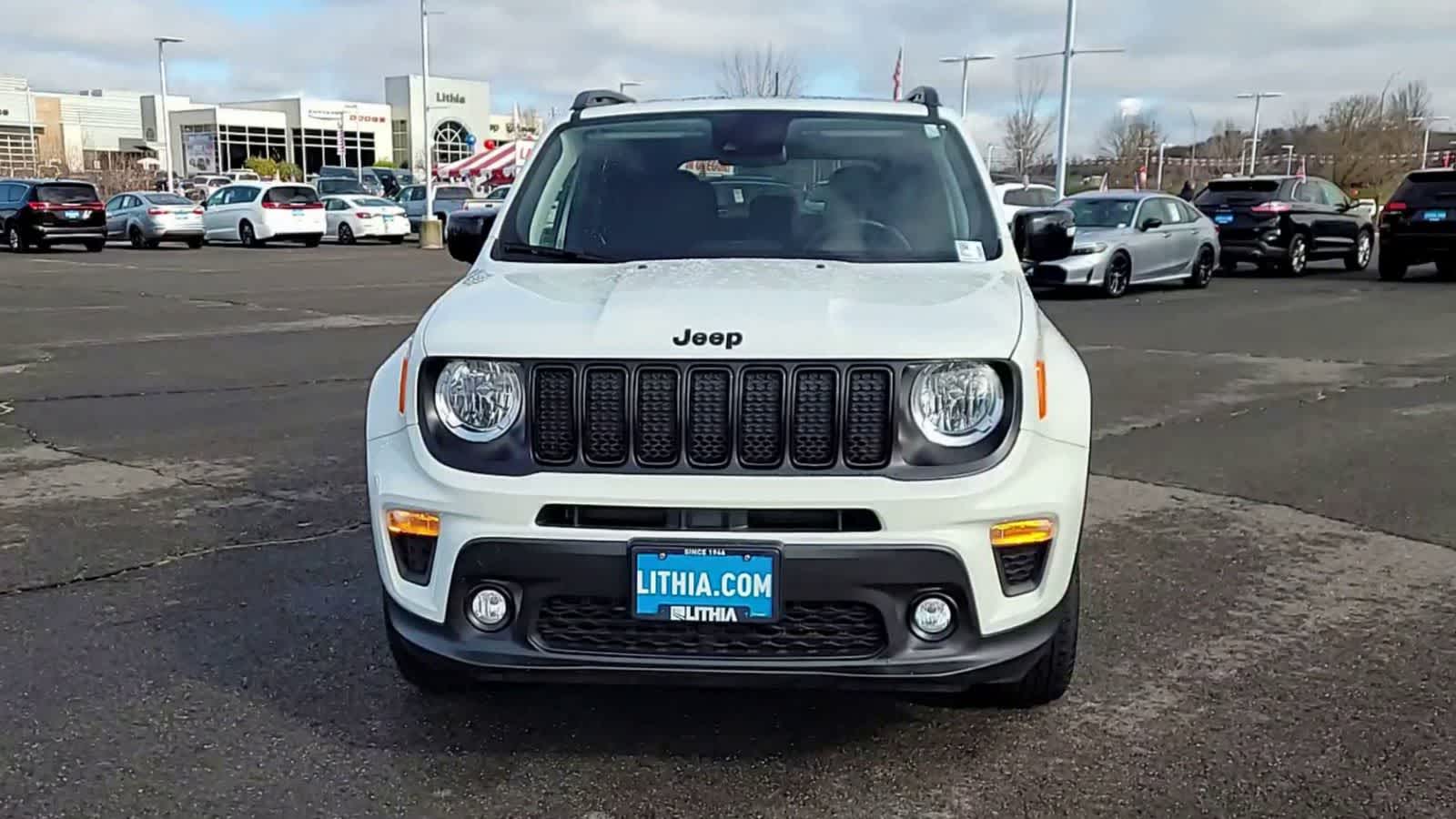 Thumbnail: 2023 Jeep Renegade - 3