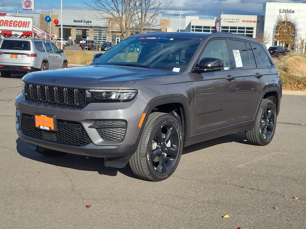 New 2025 Jeep Grand Cherokee ALTITUDE X 4X4 Sport Utility