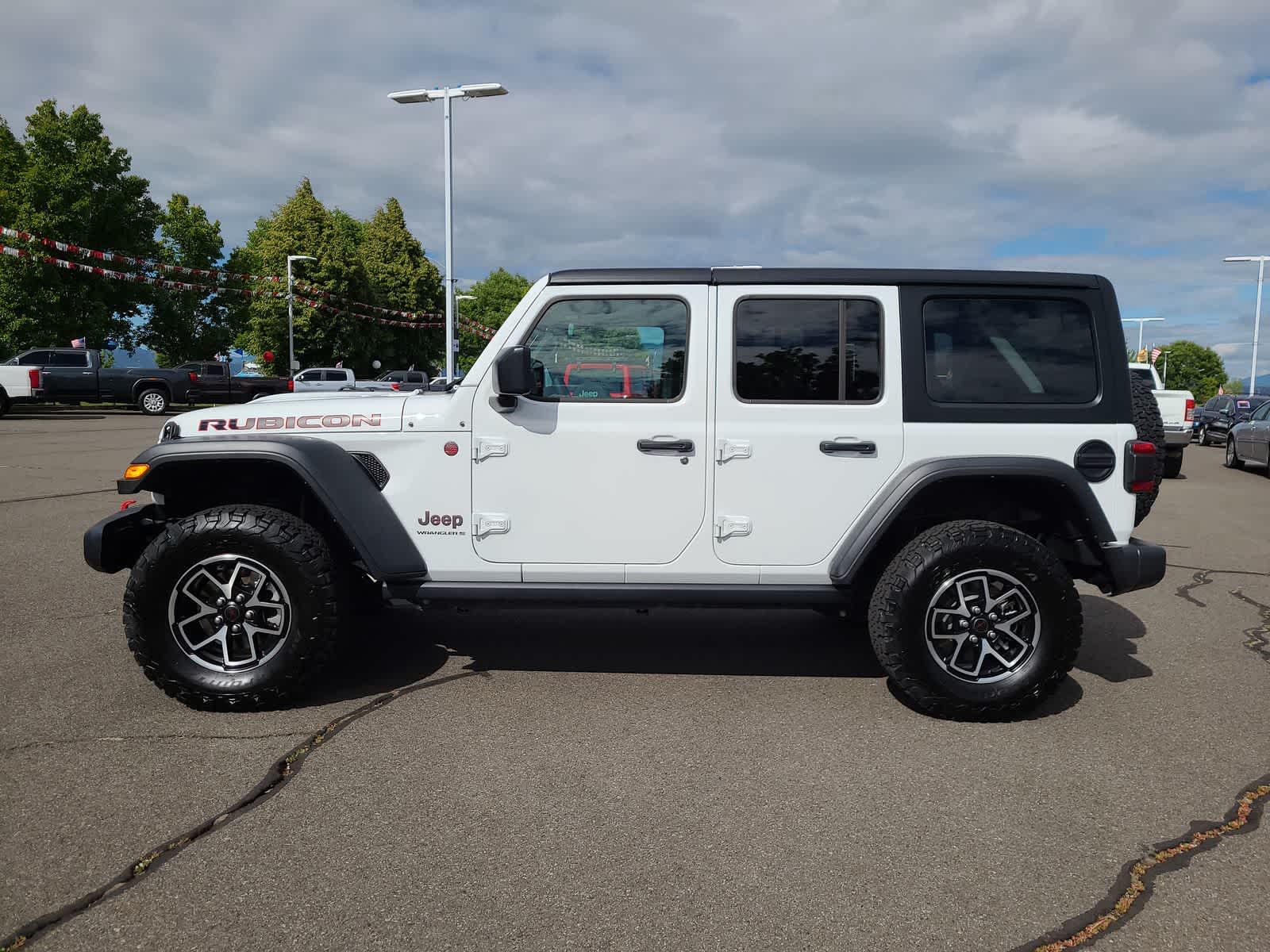 2024 Jeep Wrangler Rubicon 11