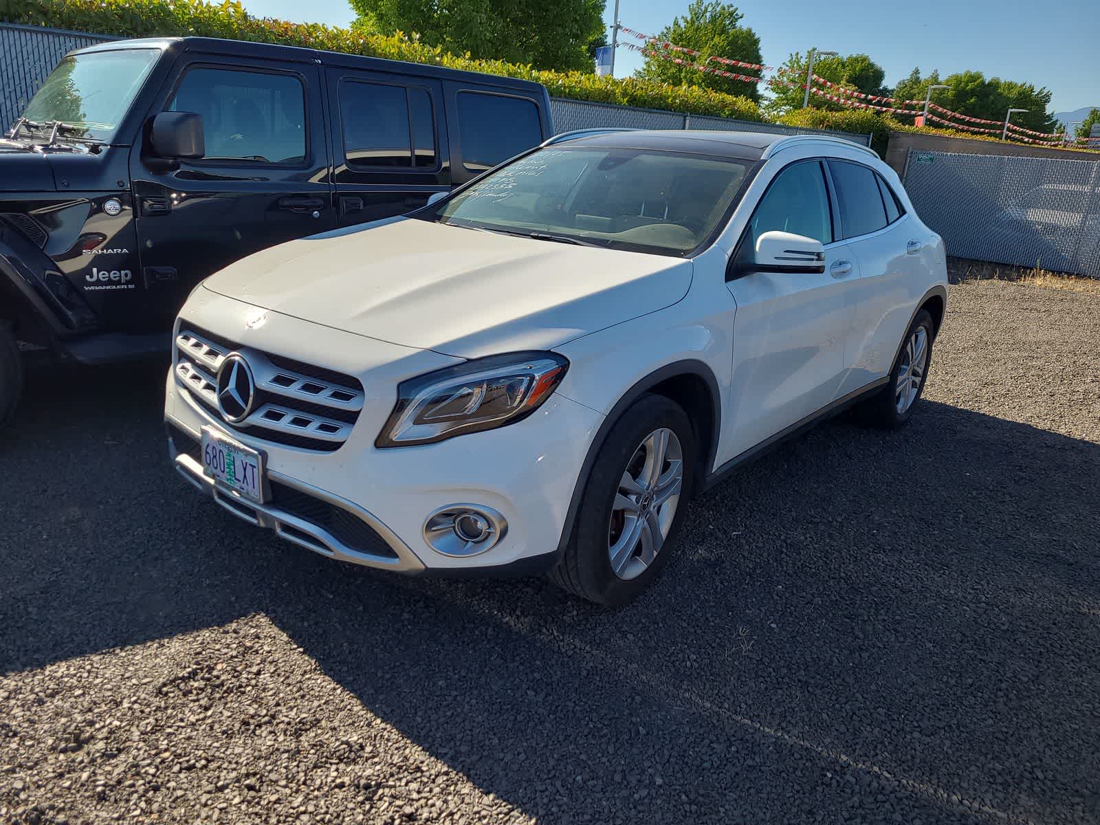 Thumbnail: 2020 Mercedes-Benz GLA - 1