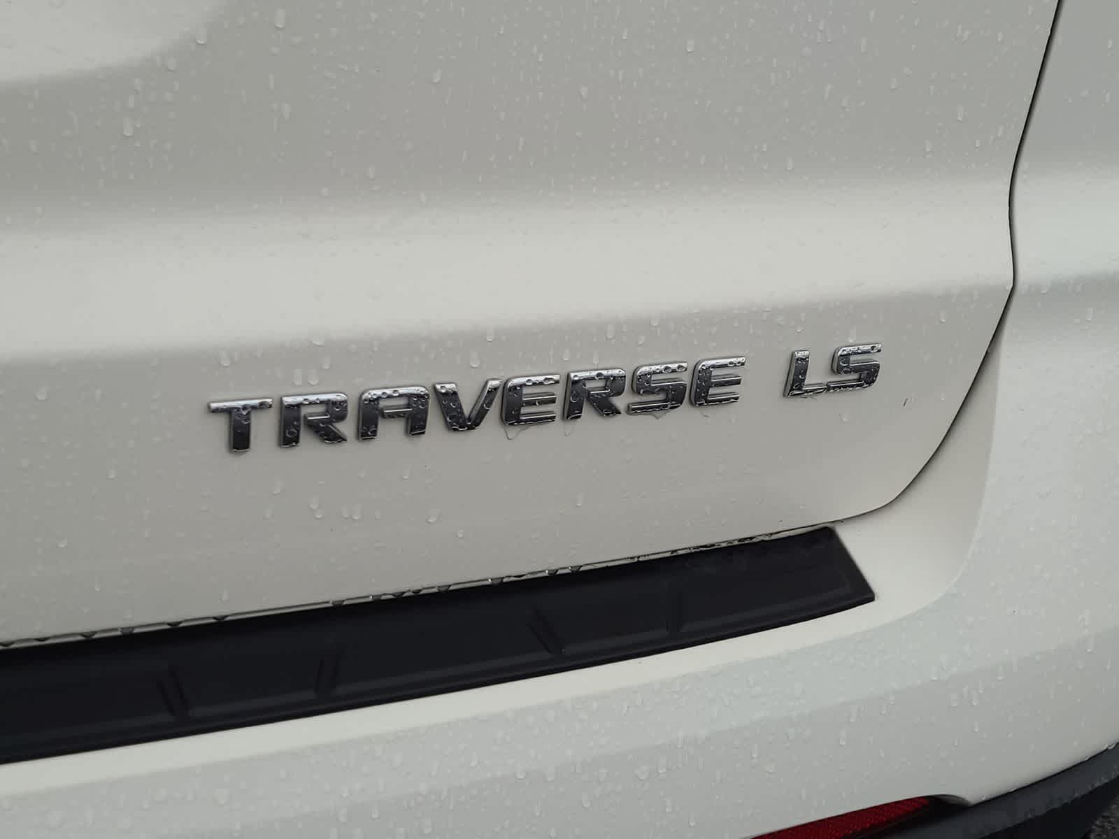 Thumbnail: 2013 Chevrolet Traverse - 15