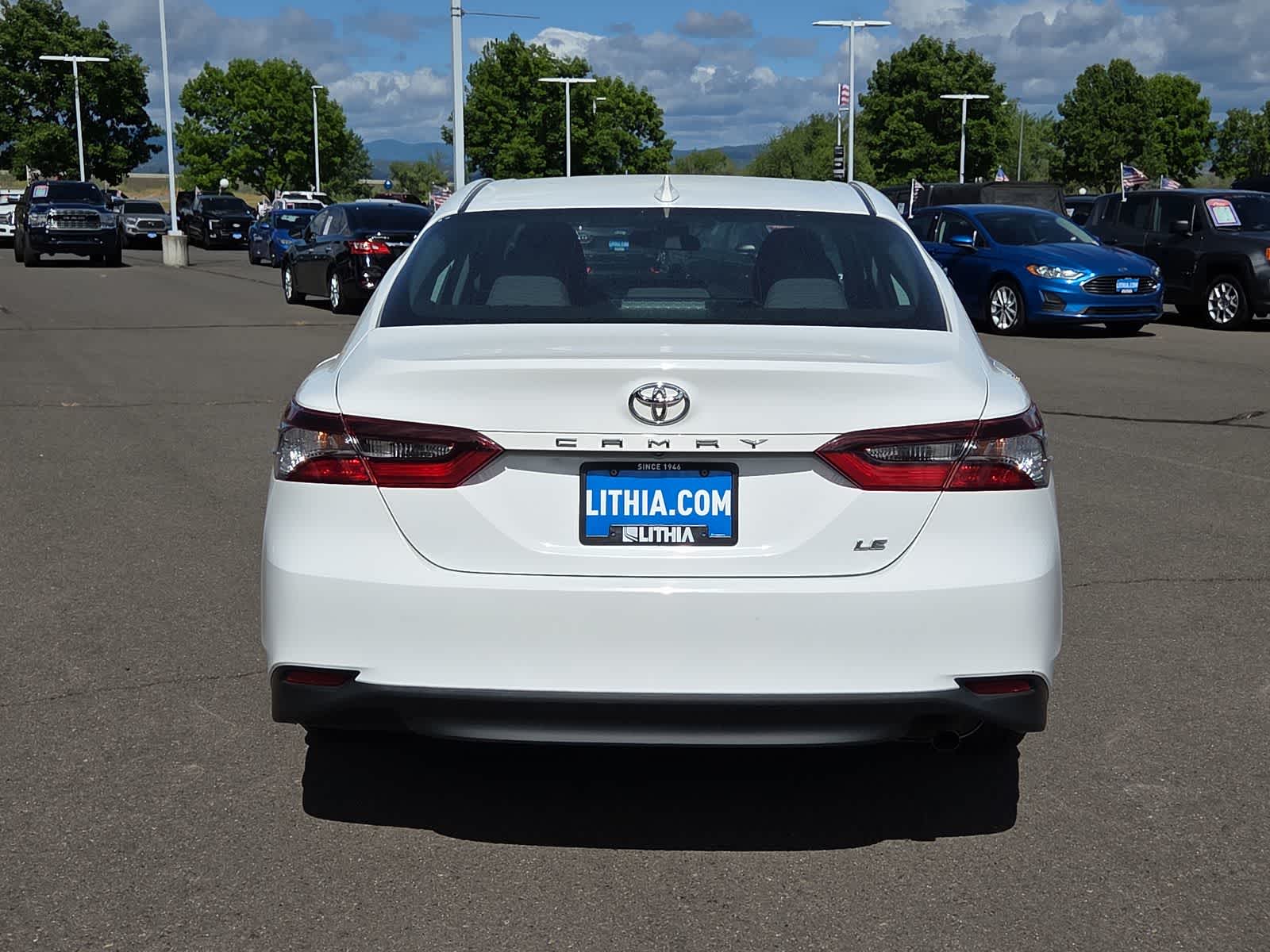 Thumbnail: 2023 Toyota Camry - 13