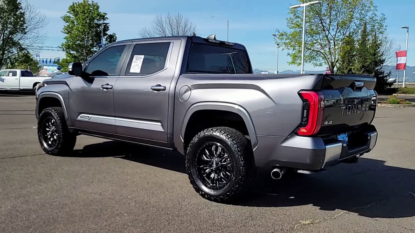 Thumbnail: 2024 Toyota Tundra - 6